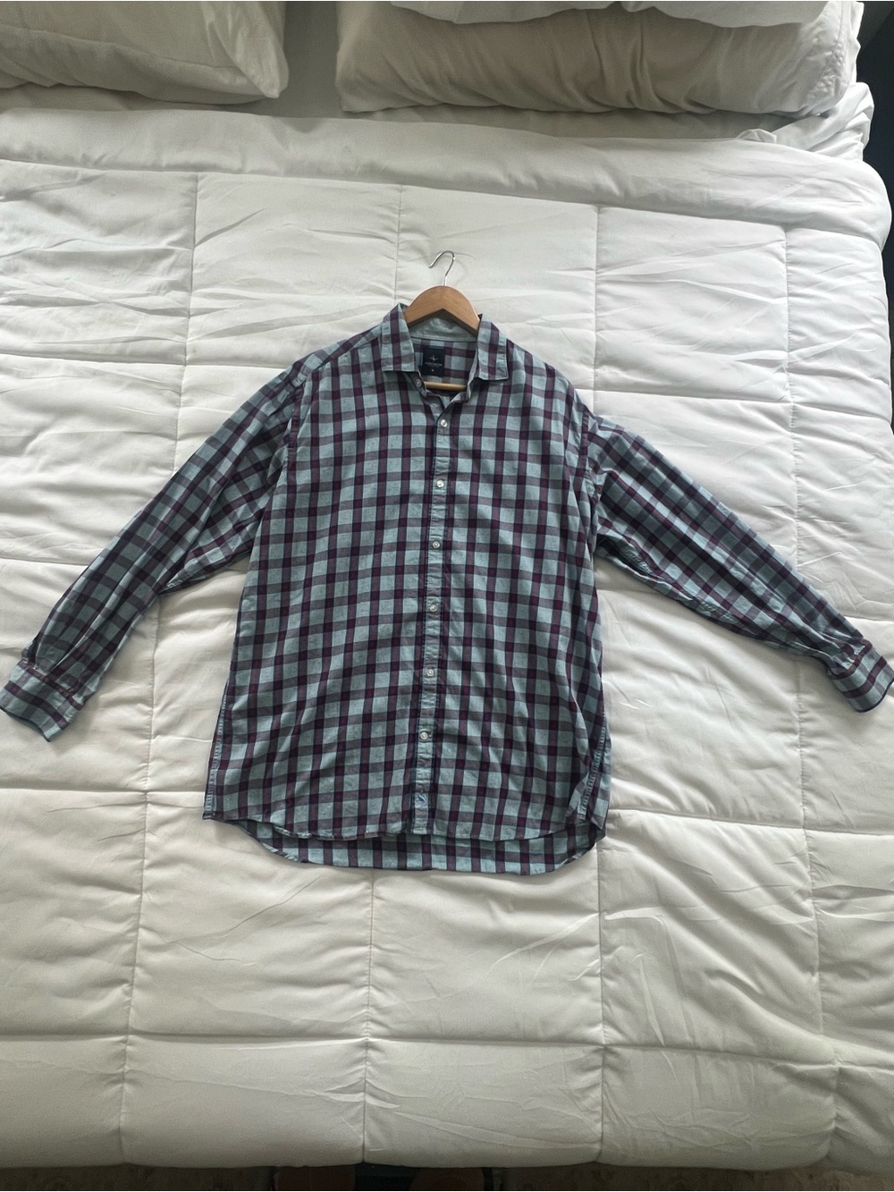 Tailorbyrd Men's Long-Sleeve Plaid Button-Down Shirt - Light Blue & Burgundy